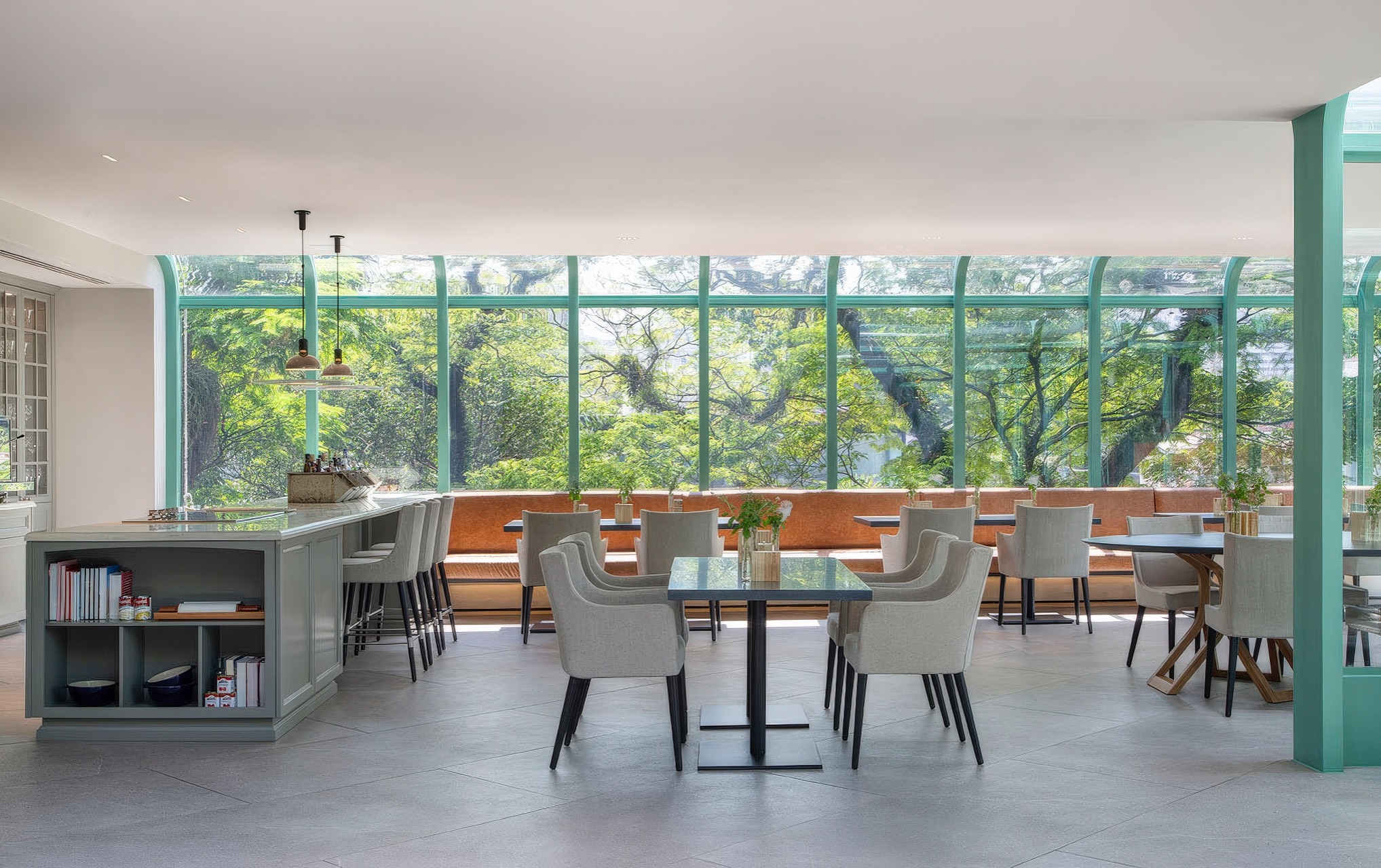 Florense Gabriel Monteiro – House Glass